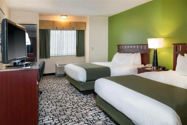 Hotel Western Crown & - Batavia