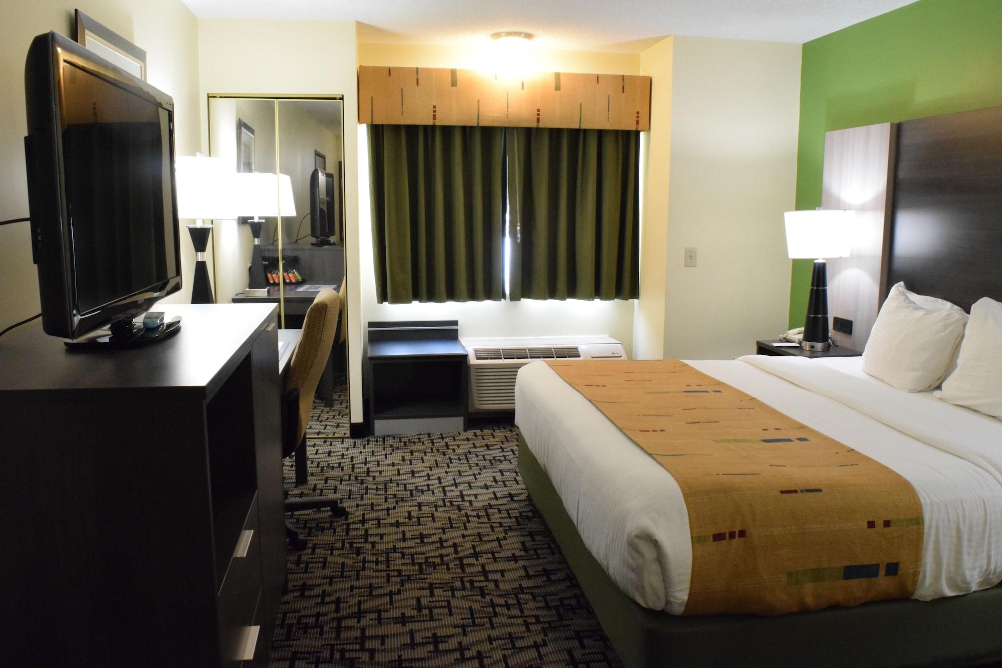 Western Crown & - Hotel