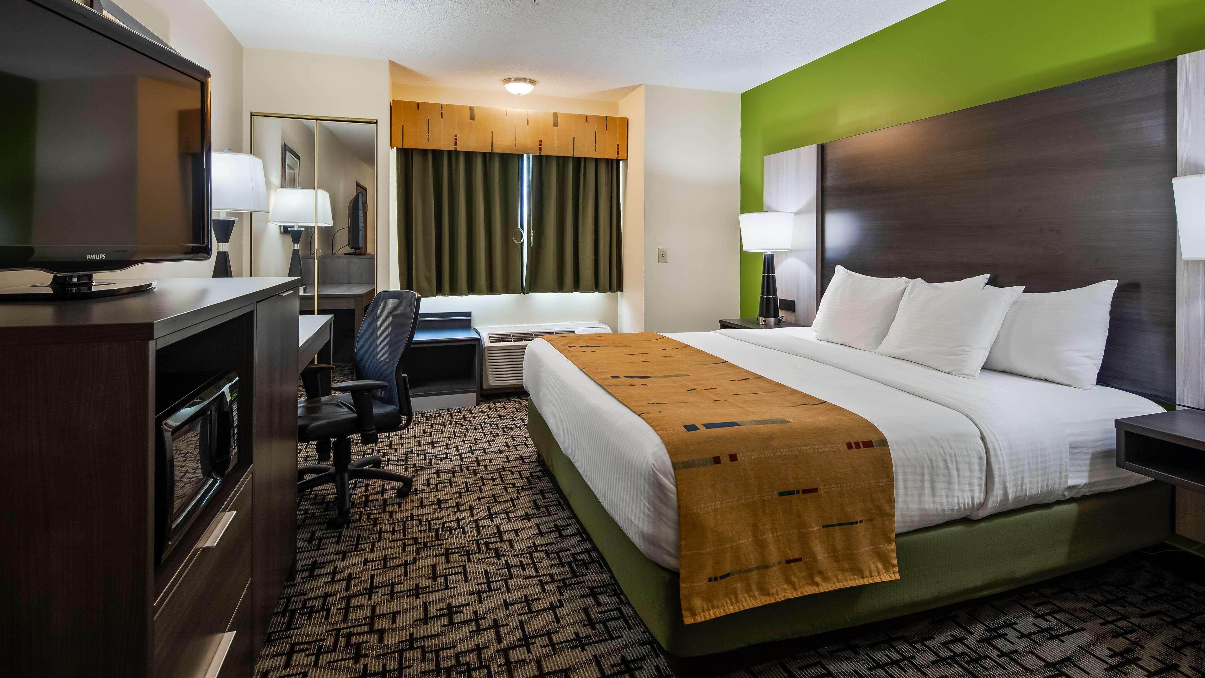Hotel Western Crown & - 3*