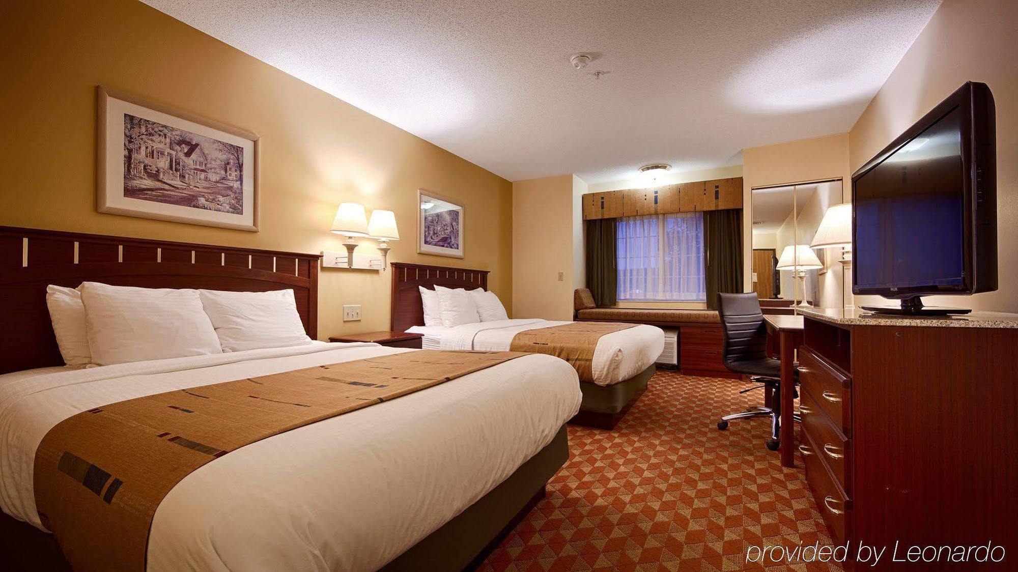 Hotel Western Crown & - 3*